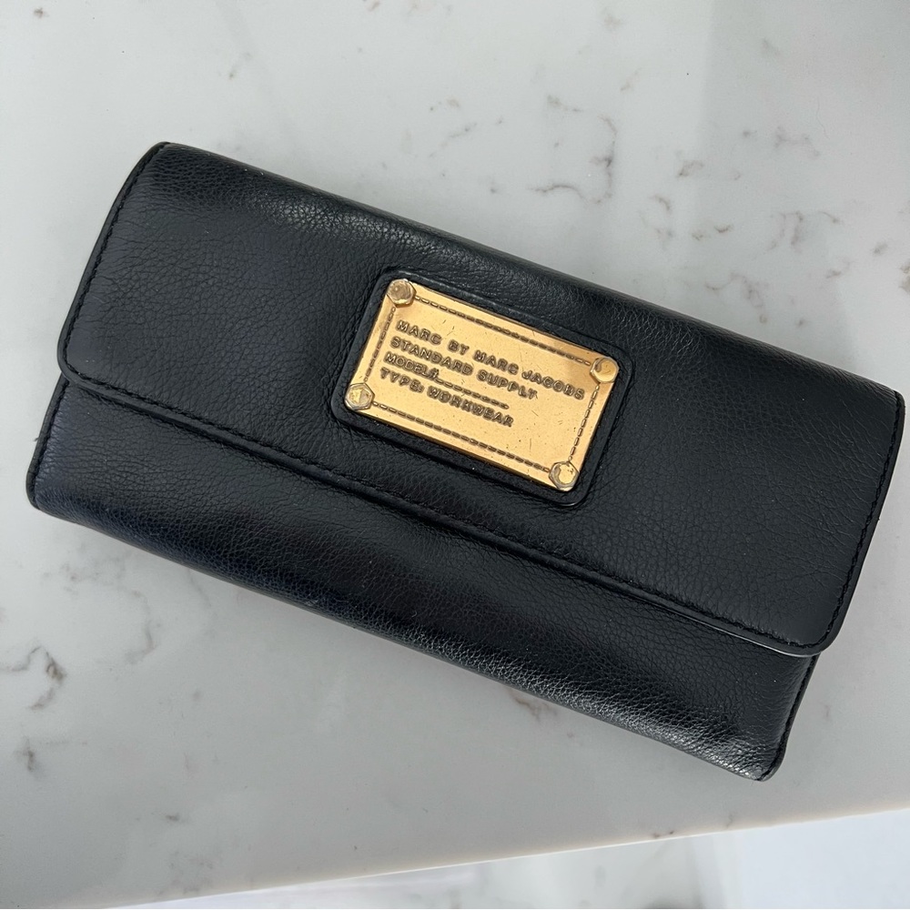 Marc Jacobs Vintage Leather Wallet Black Gold